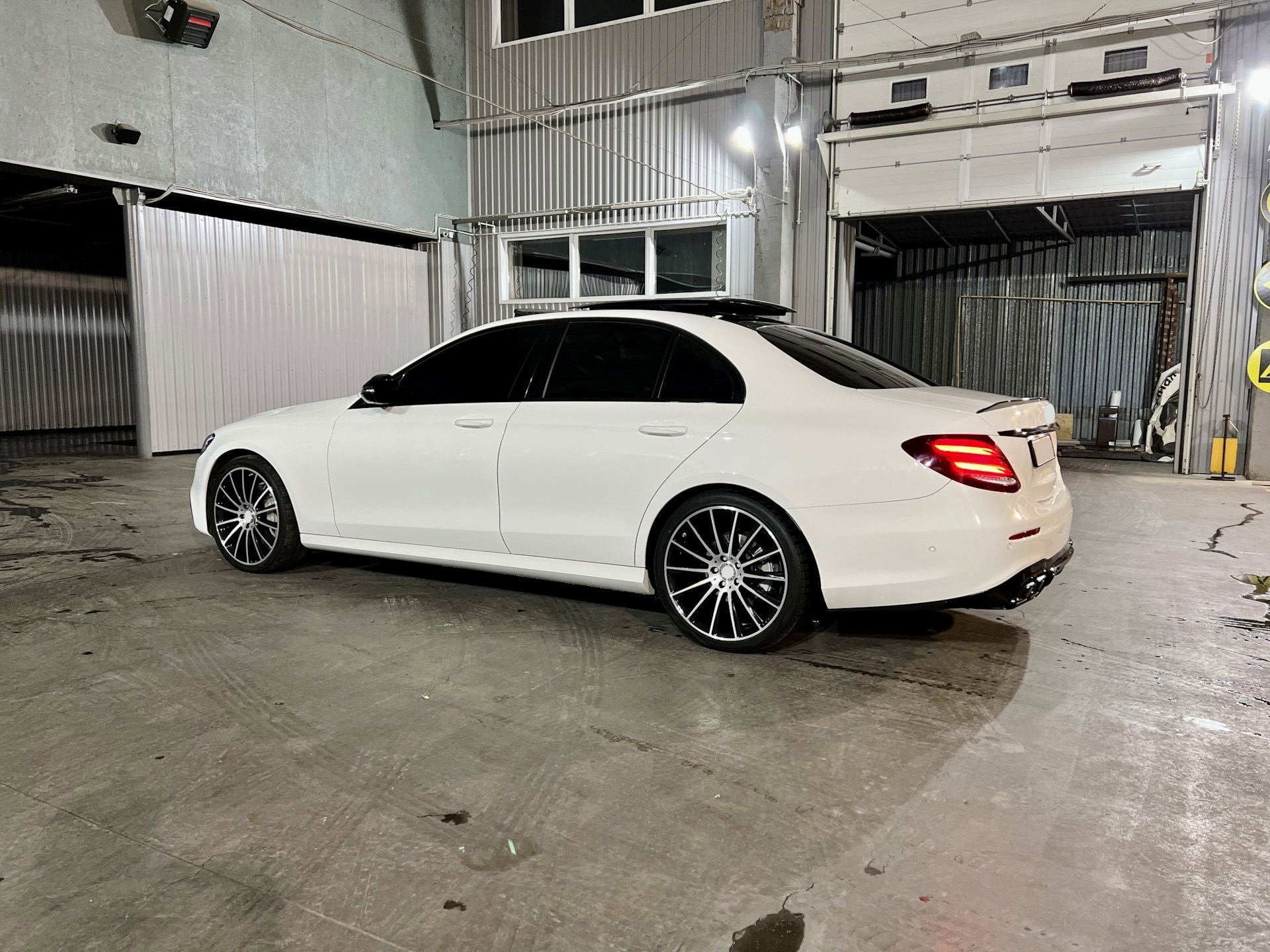 Jante Mercedes R18 AMG 14L Style | A B C E-Class, CLA CLC CLE GLA GLC