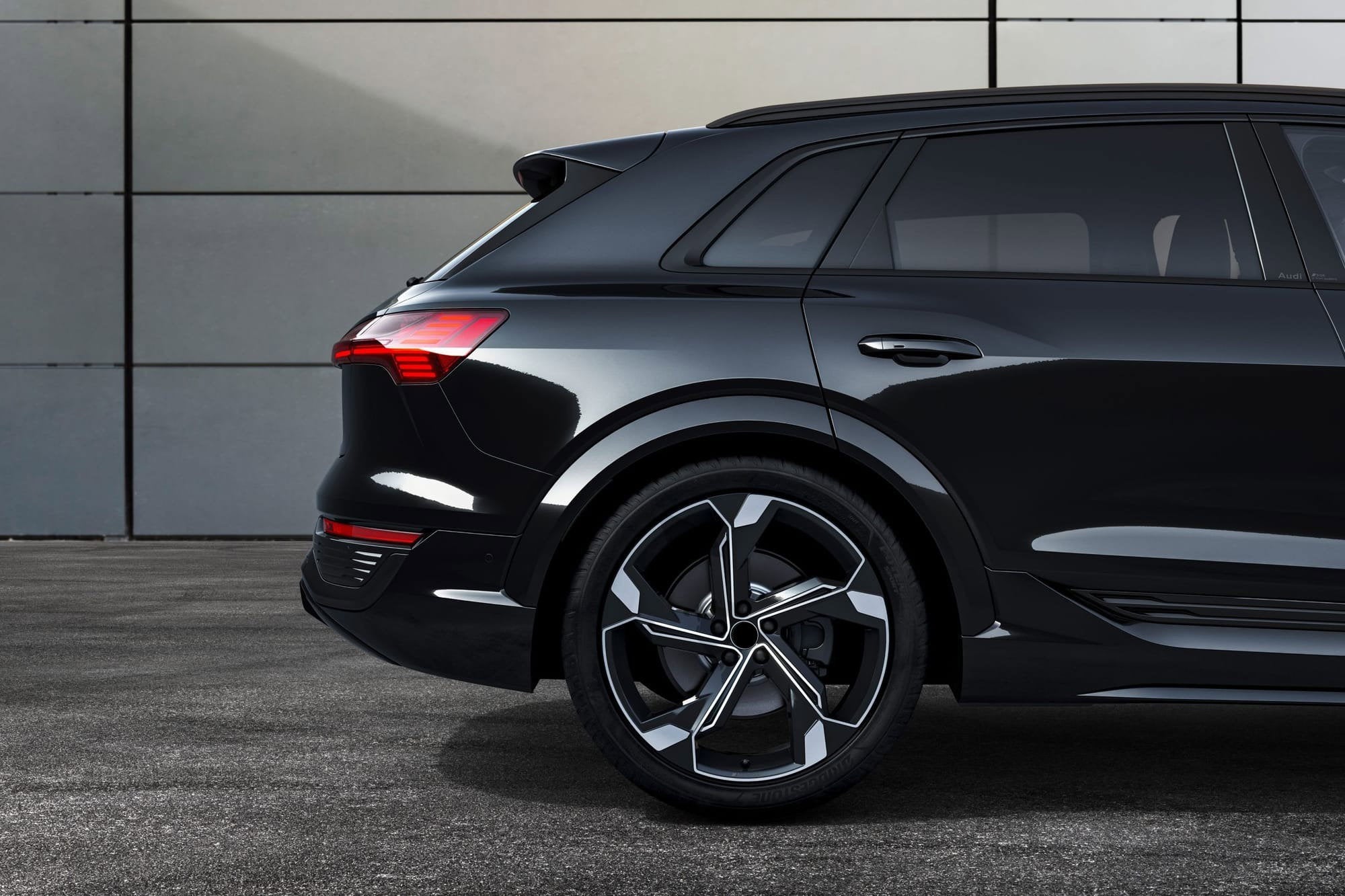 Jante Audi R22 5x112 E-Tron Style | A8 Q7 SQ7 Q8 SQ8, Touareg
