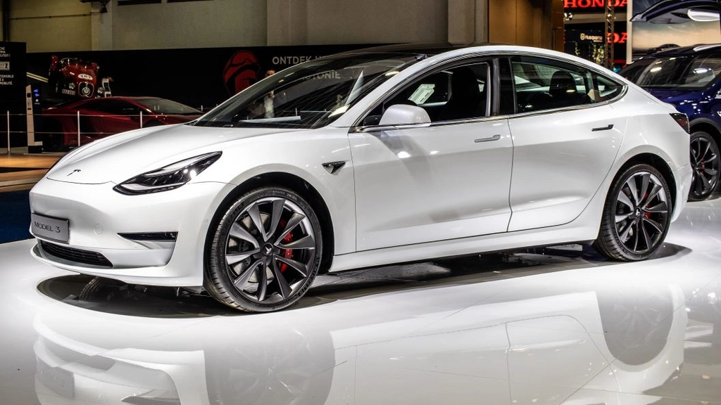 Jante Tesla Model 3 R20 5x114.3 BLHM 046 Style | 8.5J ET35
