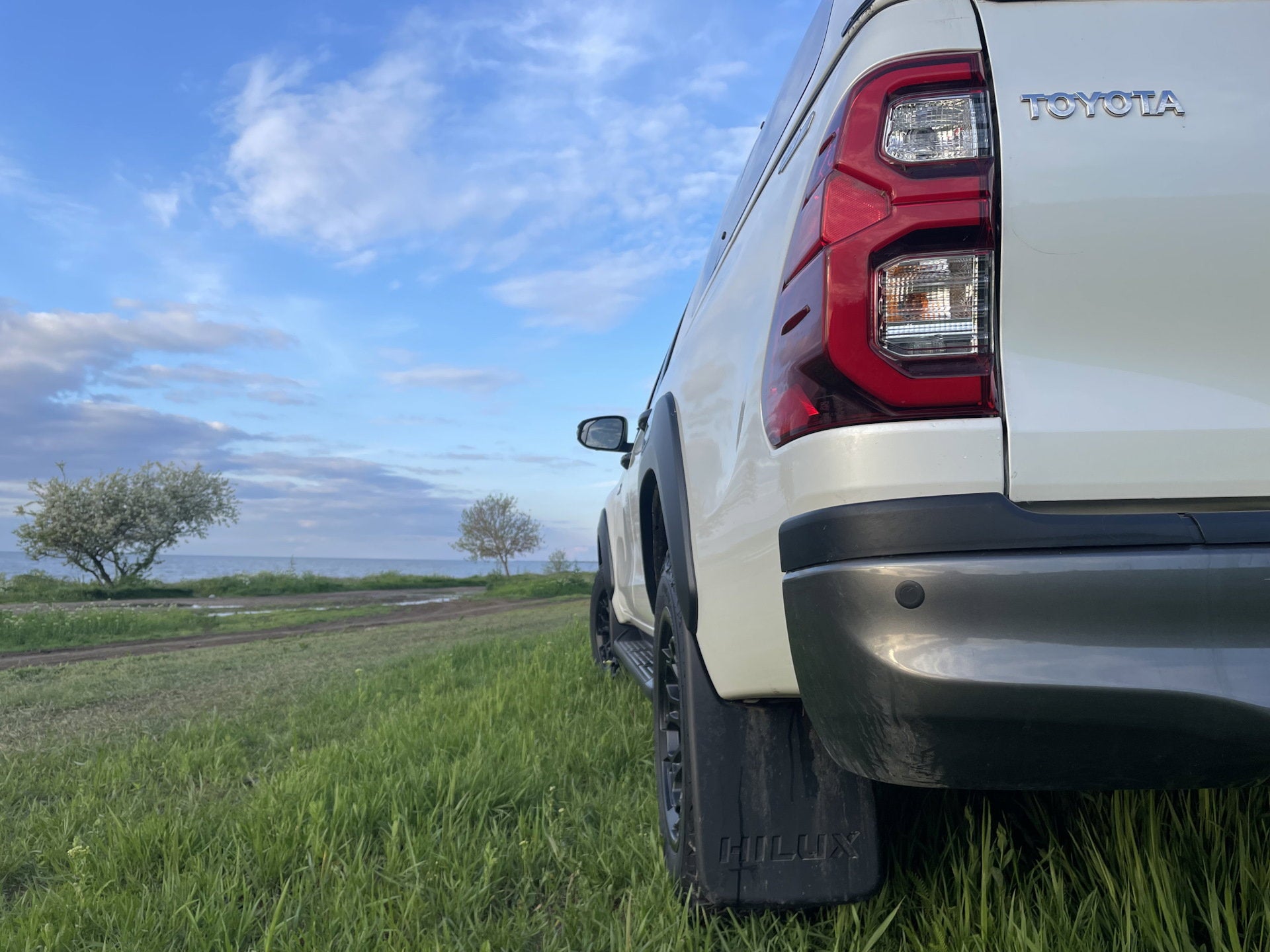 Jante R17 6x139.7 Offroad 4x4 RLine 858 Style