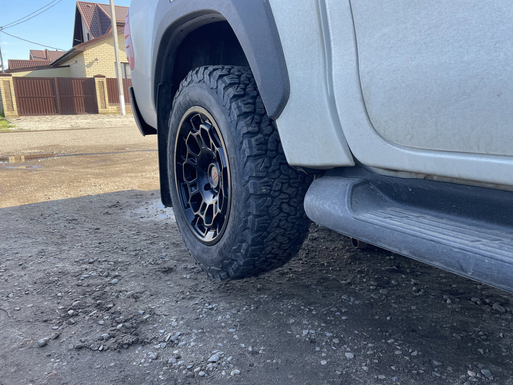 Jante R17 6x139.7 Offroad 4x4 RLine 858 Style